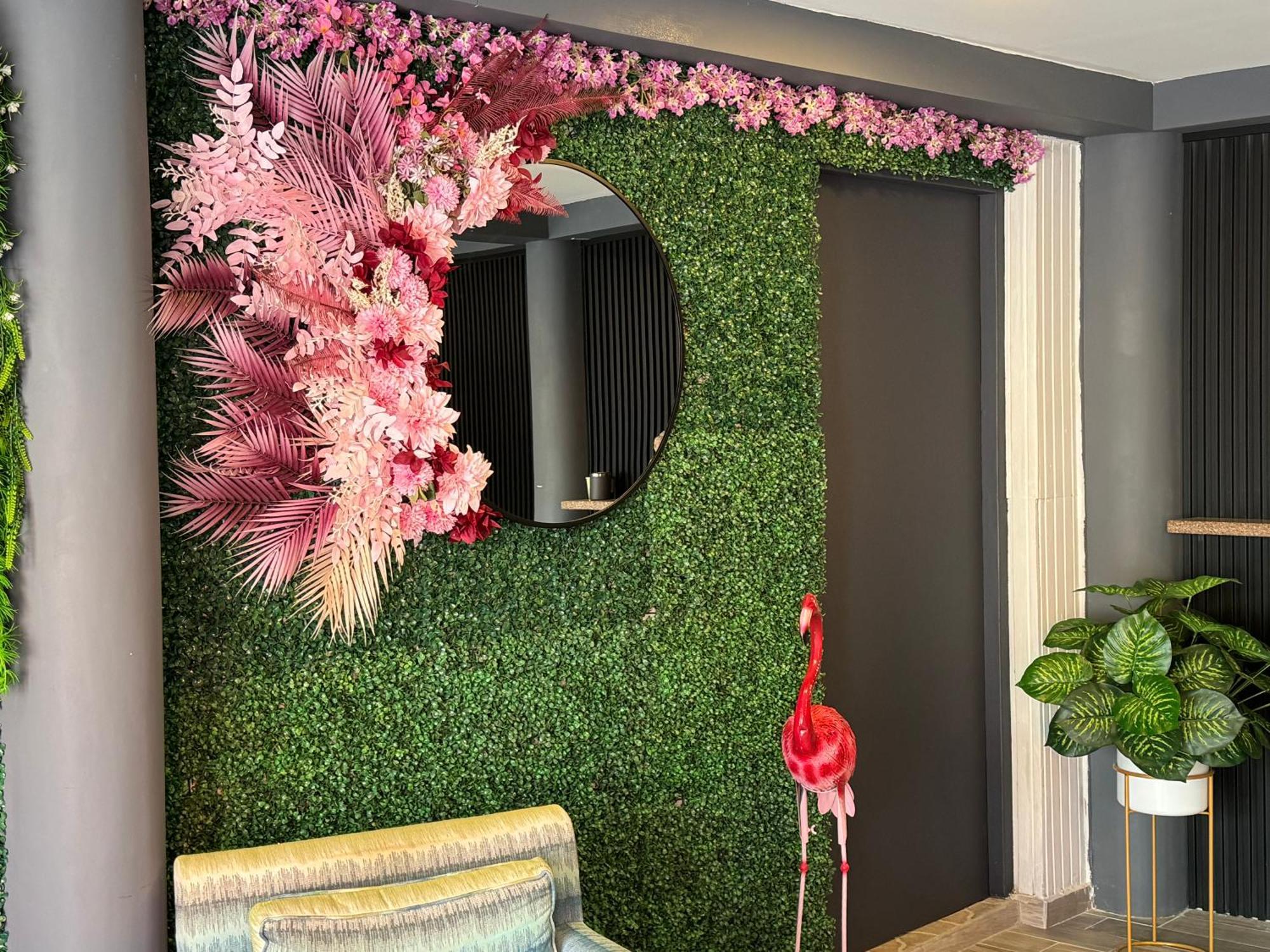 אורנג'סטאד Central Boutique Hotel מראה חיצוני תמונה