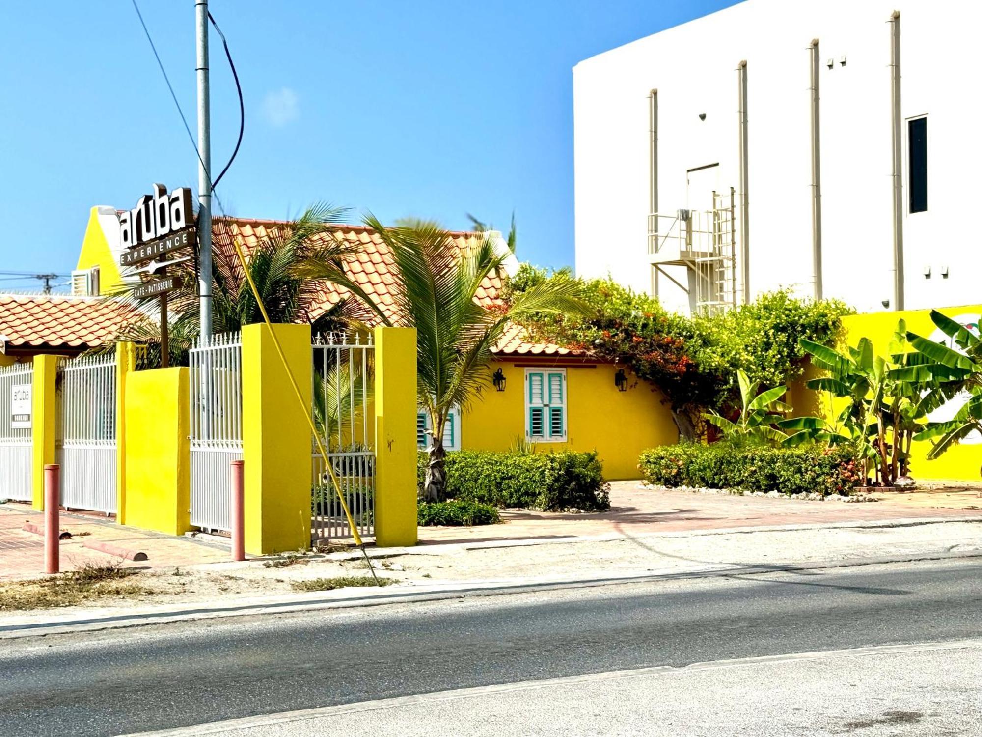 אורנג'סטאד Central Boutique Hotel מראה חיצוני תמונה